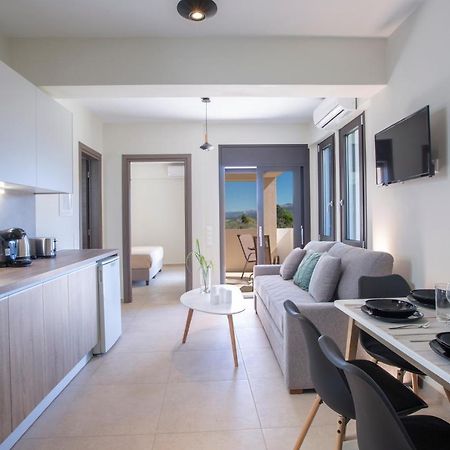 Amelie'S Luxe Apartments Kalligoni ภายนอก รูปภาพ